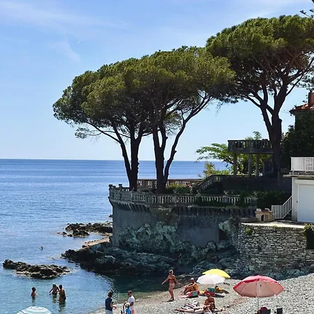 Maison Les Pieds Dans L'eau Hébergement de vacances San-Martino-di-Lota